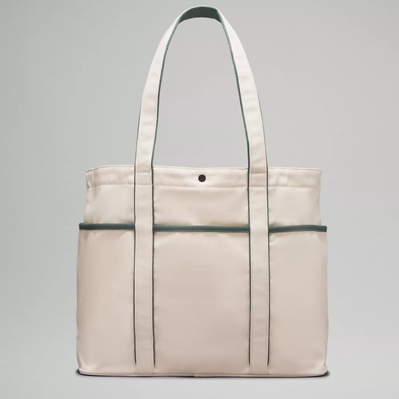 Lululemon Daily Multi-Pocket Canvas Tote Bag 20L NWT Natural/Medium Forest - Picture 3 of 12